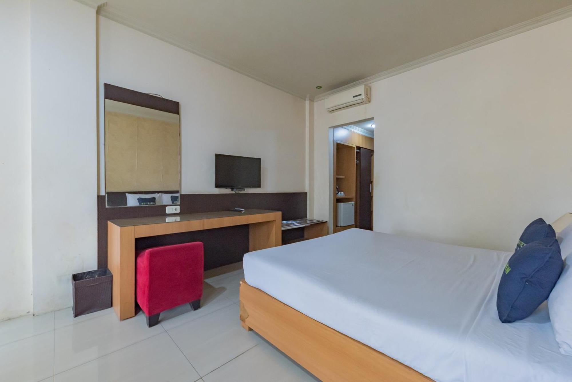 Urbanview Hotel Crown Tasikmalaya By Reddoorz Luaran gambar